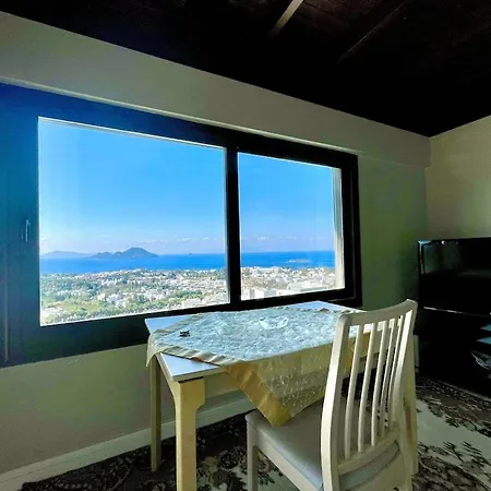 Bodrum - 5 Bedrooms “sunset Villa”, With Infinity Heated Swimming Pool וילה