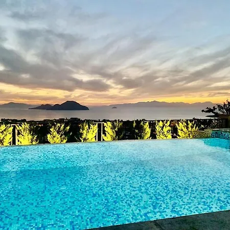 Bodrum - 5 Bedrooms “sunset Villa”, With Infinity Heated Swimming Pool Vilă