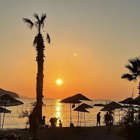 Bodrum - 5 Bedrooms “sunset Villa”, With Infinity Heated Swimming Pool Vila Turgutreis