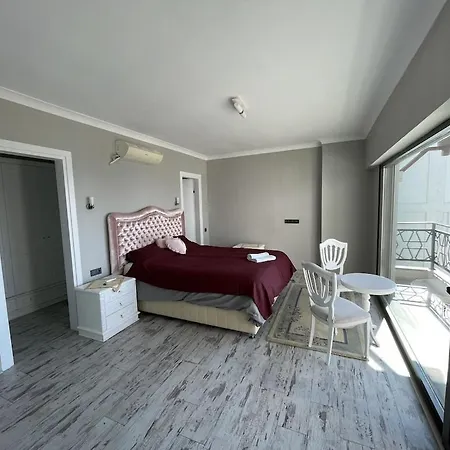 Bodrum - 5 Bedrooms “sunset Villa”, With Infinity Heated Swimming Pool Turgutreis