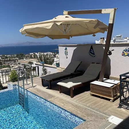 ヴィラ Bodrum - 5 Bedrooms “sunset Villa”, With Infinity Heated Swimming Pool *