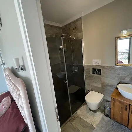 ヴィラ Bodrum - 5 Bedrooms “sunset Villa”, With Infinity Heated Swimming Pool トゥルグトレイス